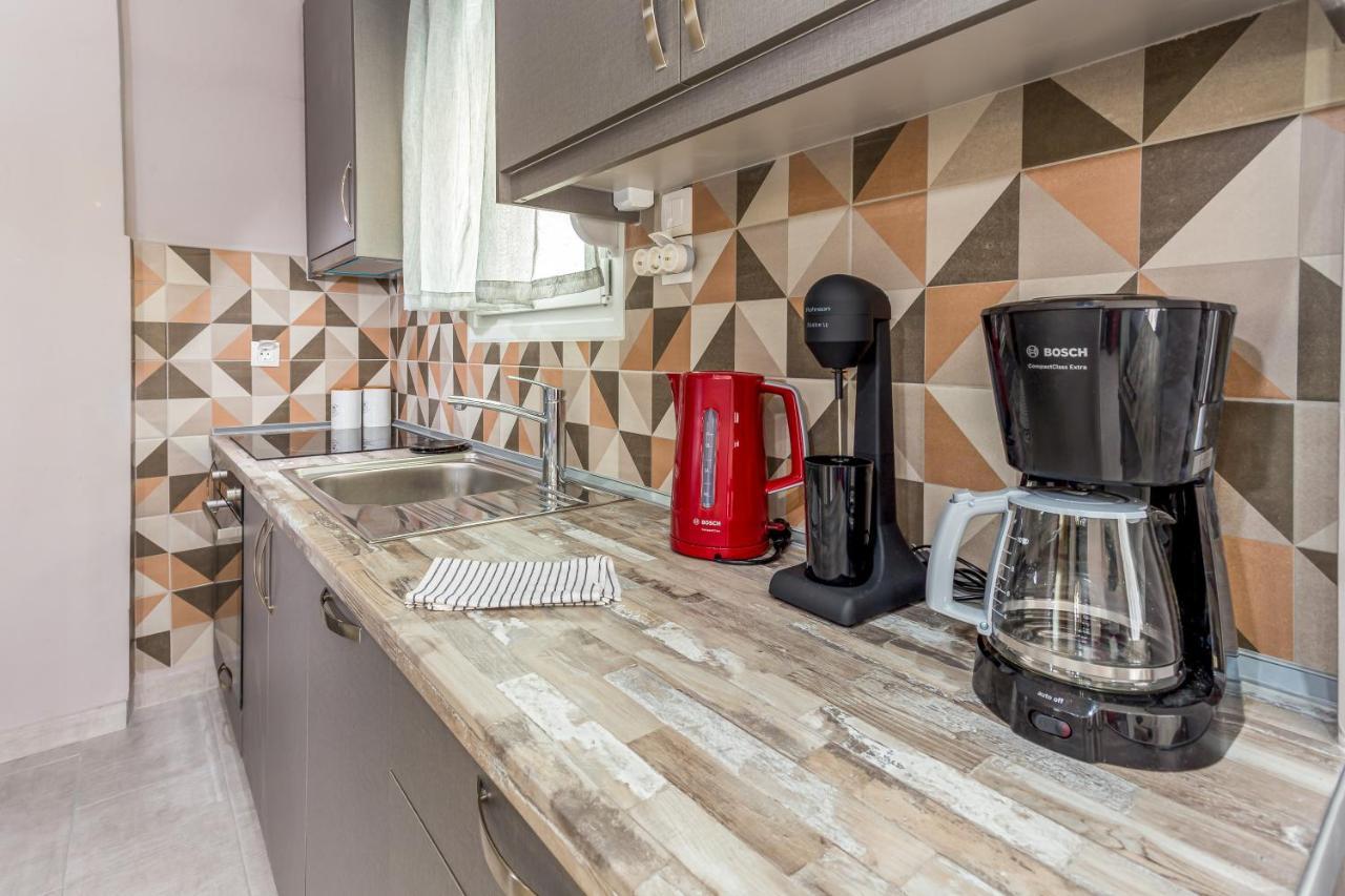 Kate'S Modern 2 Bedroom Apartment In Perea Peraia  Exterior photo